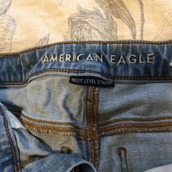Womens Size 4 American Eagle Jeans - Picture 6 of 8